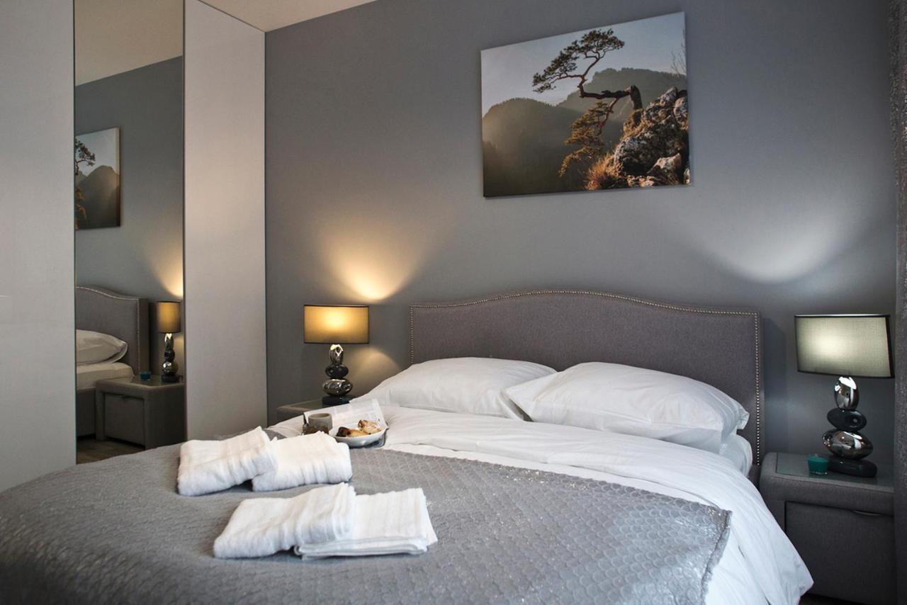 Goclaw P&O Serviced Apartments Варшава Екстериор снимка
