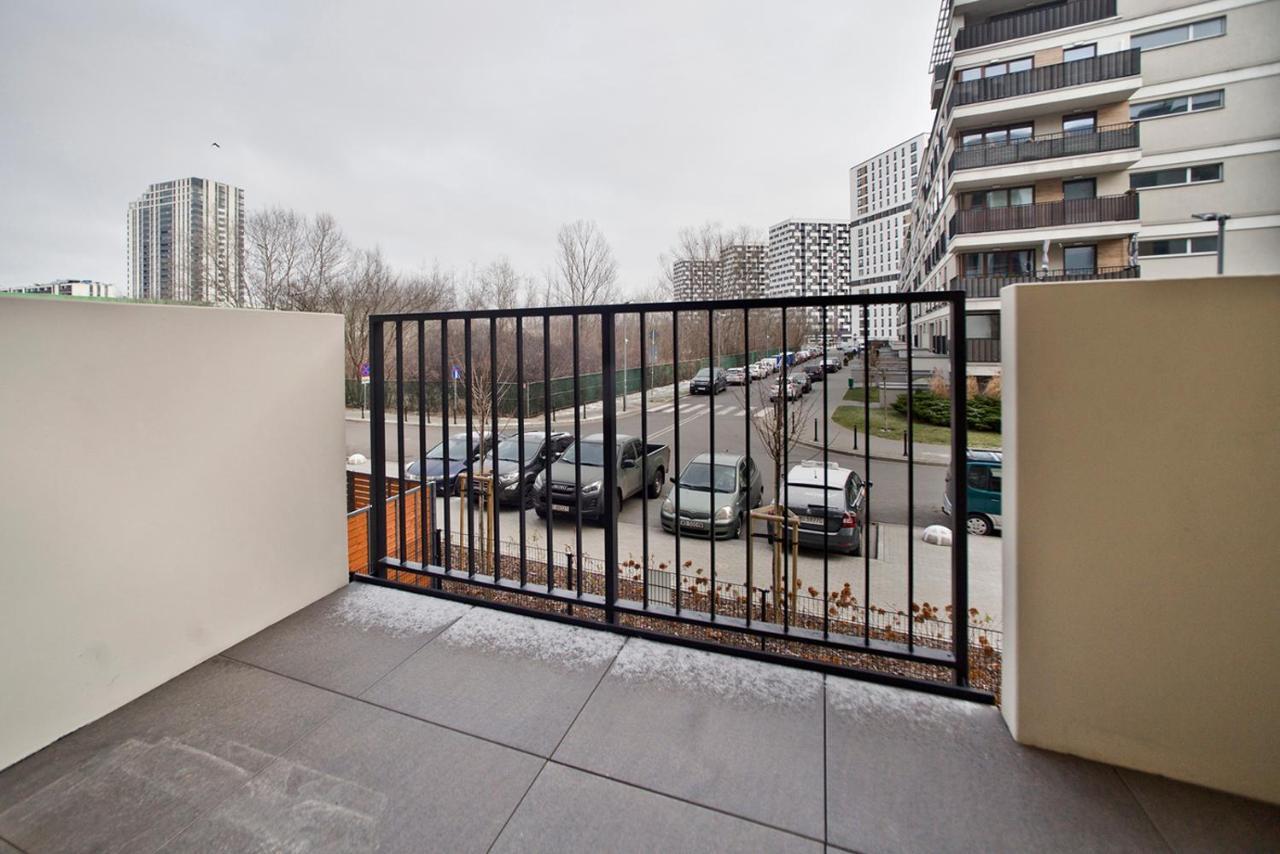 Goclaw P&O Serviced Apartments Варшава Екстериор снимка